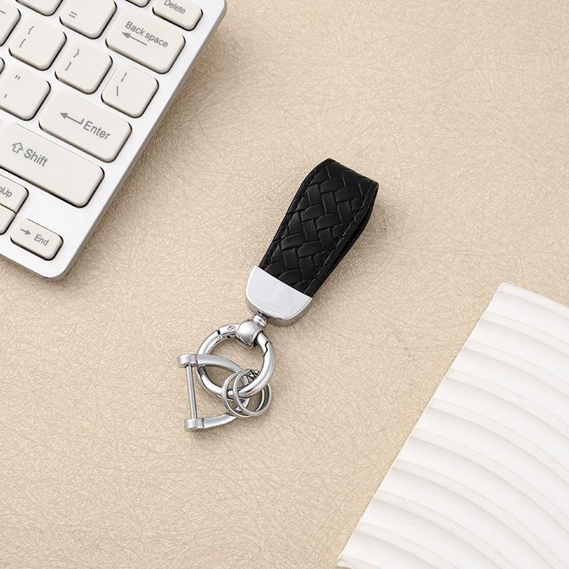 Luxury PU Leather Anti-Lost Motorcycle Car Keychain Pendant