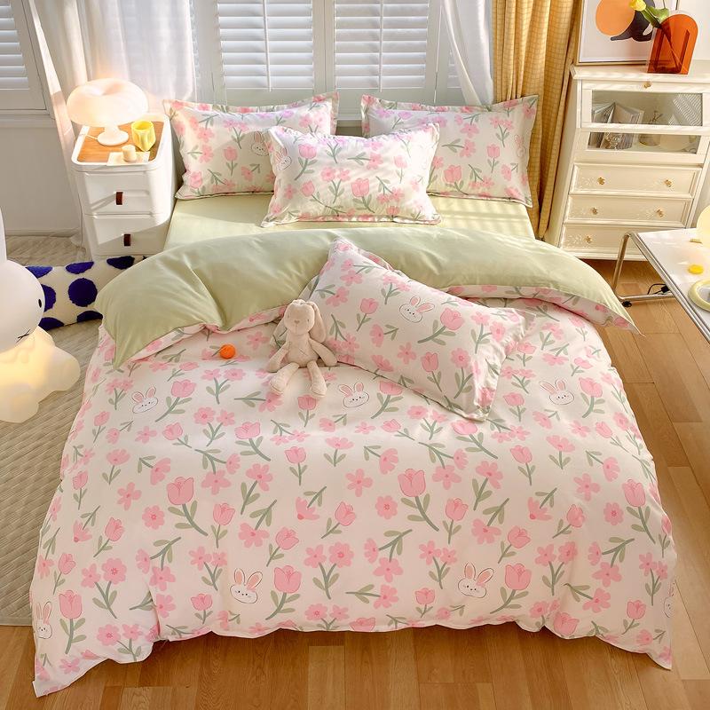 Set mic din patru piese din bumbac periat, proaspăt, îngroșat, din trei piese din bumbac imprimat, cearșaf de pat și cuvertură