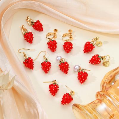 Cute And Sweet Strawberry Earrings, No Pierced Earrings, Premium Spring And Summer Pearl Earclips, Girlish Raspberry Stud Earrings.