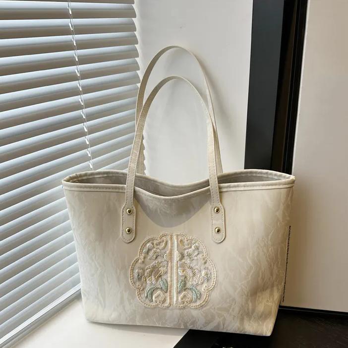 

WTEMPO Embroidery Retro Casual Versatile Zipper Single Shoulder Bags Women s Travel Shopping Message Tote Bags 1pc бежевый