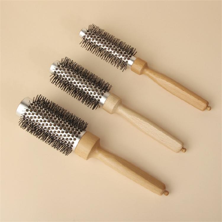 Fast Blow Drying Aluminum Hairbrush With Hollow Design For Efficient Heat Management For Everyday Hair Styling