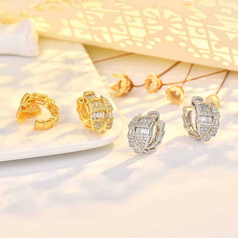 C-shaped Zircon Ear Clip Niche Creative Ear Piercing Ear Bone Clip Temperament Light Luxury High-end Earrings Women