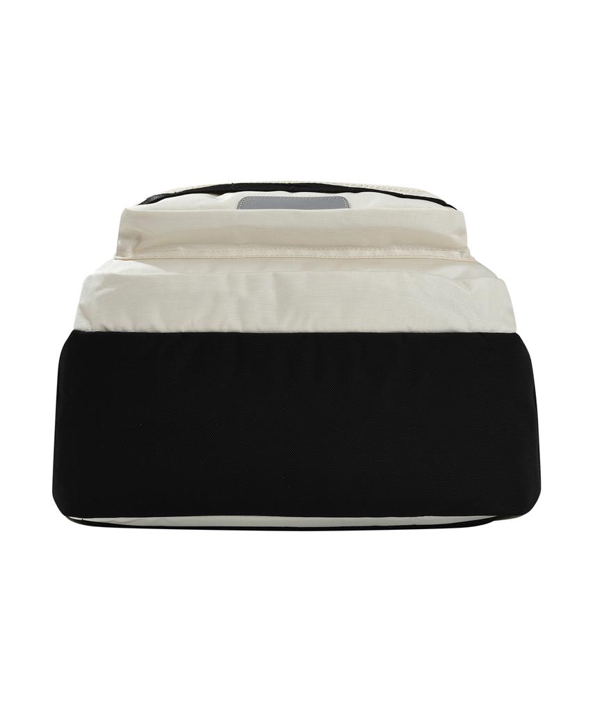 Wacky Willy Flight 30L Backpack Ivory