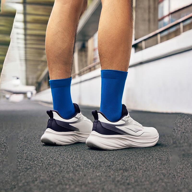 Erke Yuechi 2 Splash-Proof Running Shoes