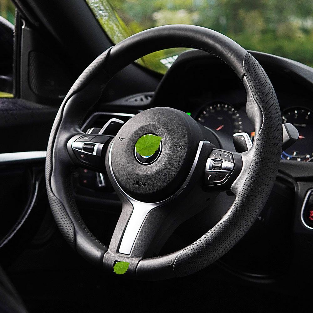 "Ultra-Thin Nappa Perforated Clip-On Steering Wheel Cover: Warm in Winter, Cool in Summer, Non-Slip Design"