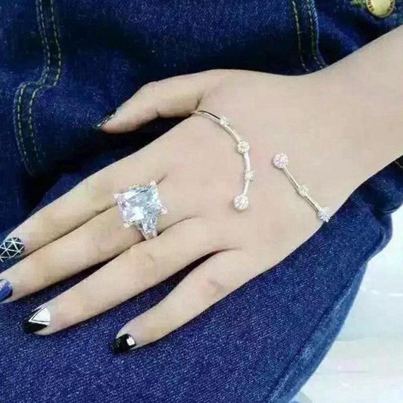 Luxury Crystal Cubic Zirconia Rings Fashion Square Shaped Finger Ring for Women Wedding Party Silver Color Band Jewelry