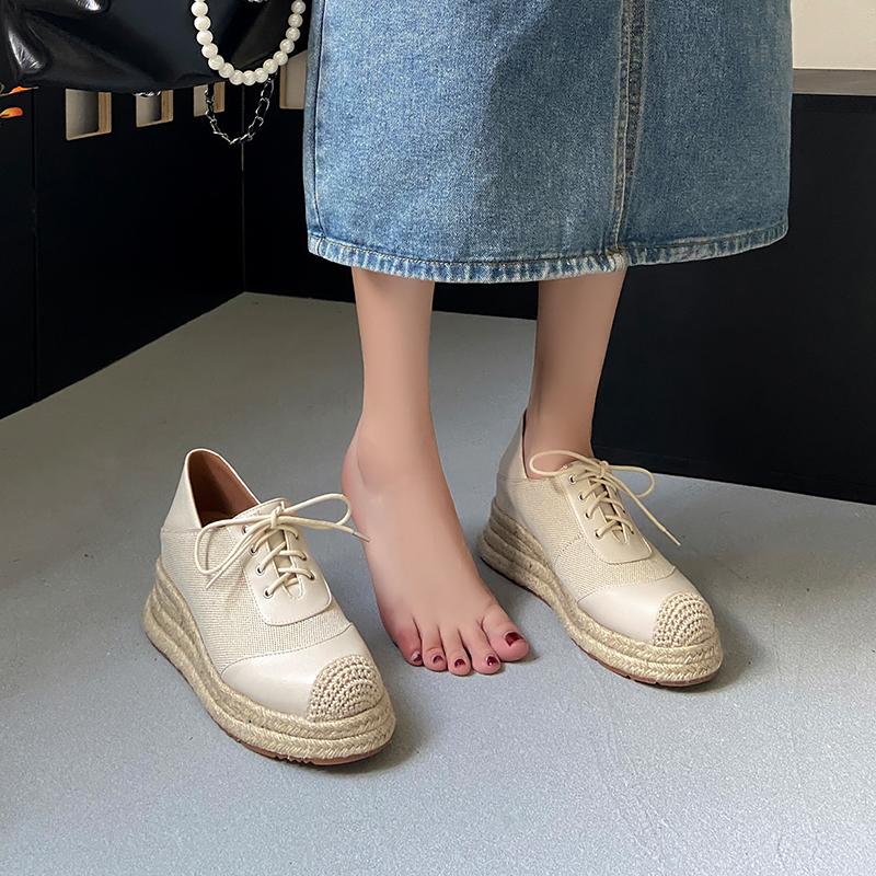 Brytyjski styl patchworkowe espadryle na koturnie z prawdziwej skóry z okrągłym noskiem, wiązane na krzyż, na płaskiej platformie, damskie płócienne buty rybackie