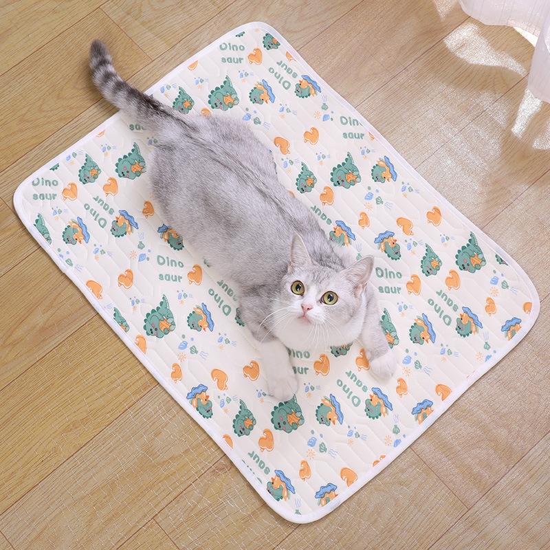 Pet Summer Cooling Ice Silk Latex Pad Dog Cat Cooling Sleeping Mat Anti Slip Point Rubber Bottom Floor Sofa Blanket Pet Supplies