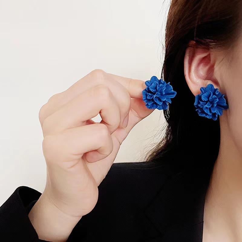 Orecchini a Lobo Fiori Blu in Resina per Donne Accessorio Gioiello Regali per Feste