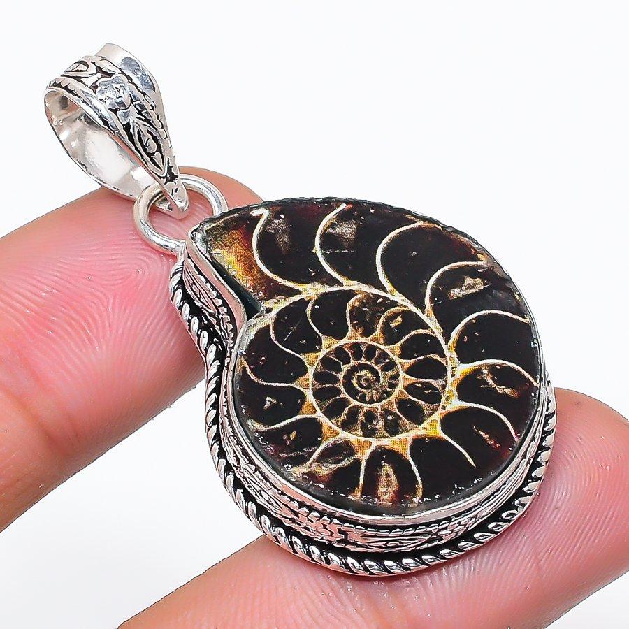 Natural Ammonite Fossil Gemstone 925 Sterling Silver Jewelry Pendant 1.89  AP-14156