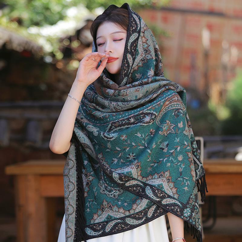 Skin Friendly And Breathable Warm And Versatile Home, Autumn And Winter Women'S Travel Shawl, Thick Cloak, Air Conditioning Blanket
