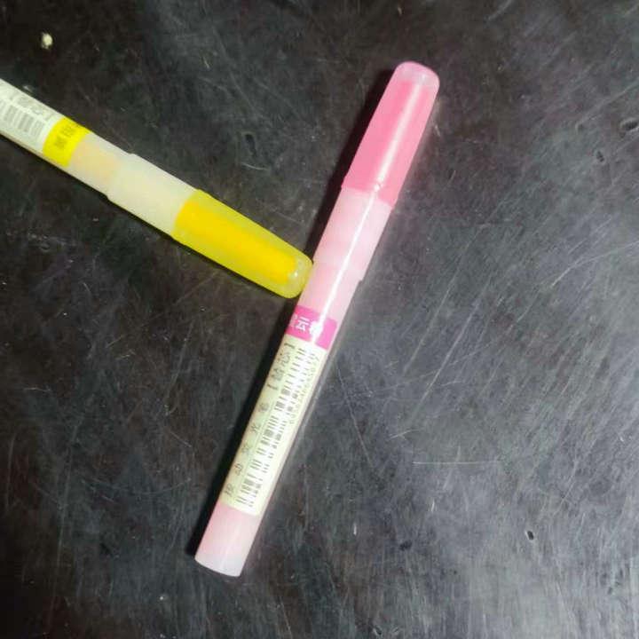 DianShi DS-8157 Bunter Klick-Leuchtstift - Hohe Kapazität für Schüler