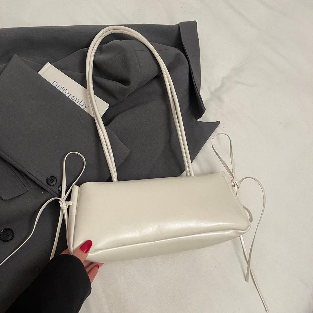 New Korean Cute Girl Underarm Bags with Versatile and Fashionable Bow Pillow Bag Texture Shoulder Bag