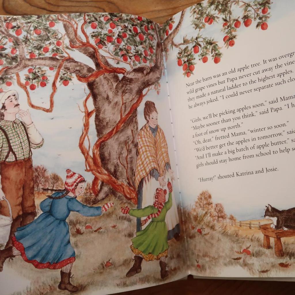 [USED] Sale! Foreign Books Apple Tree Christmas Trinca Hayks Noble