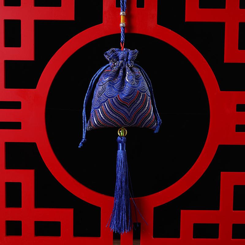 Ping An Cultural Scenic Amulet: Hanfu Style Sachet Pendant for Safety and Luck
