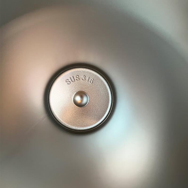 Sanrio Kuromi & Pochacco Kids Insulated Bottle