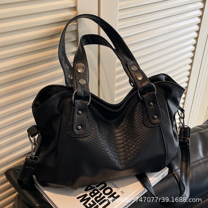 2025 New Women's Bag Fashion Casual Shoulder Messenger Bag Women's Large Capacity Tote Bag Casual Travel Bag