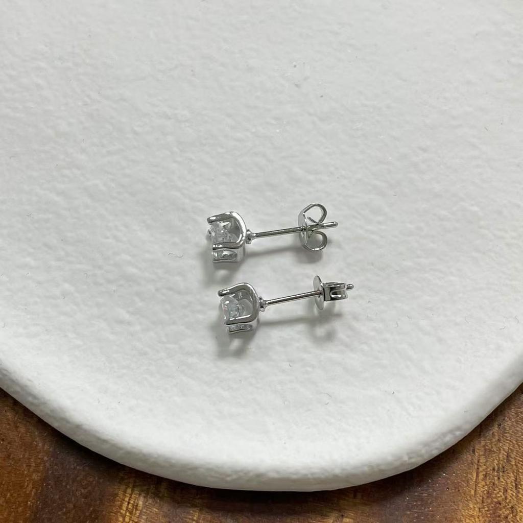 6.5mm Four Prong Moissanite Stud Earrings S925 Sterling Silver D VVS1 Fine Jewelry For Men Women
