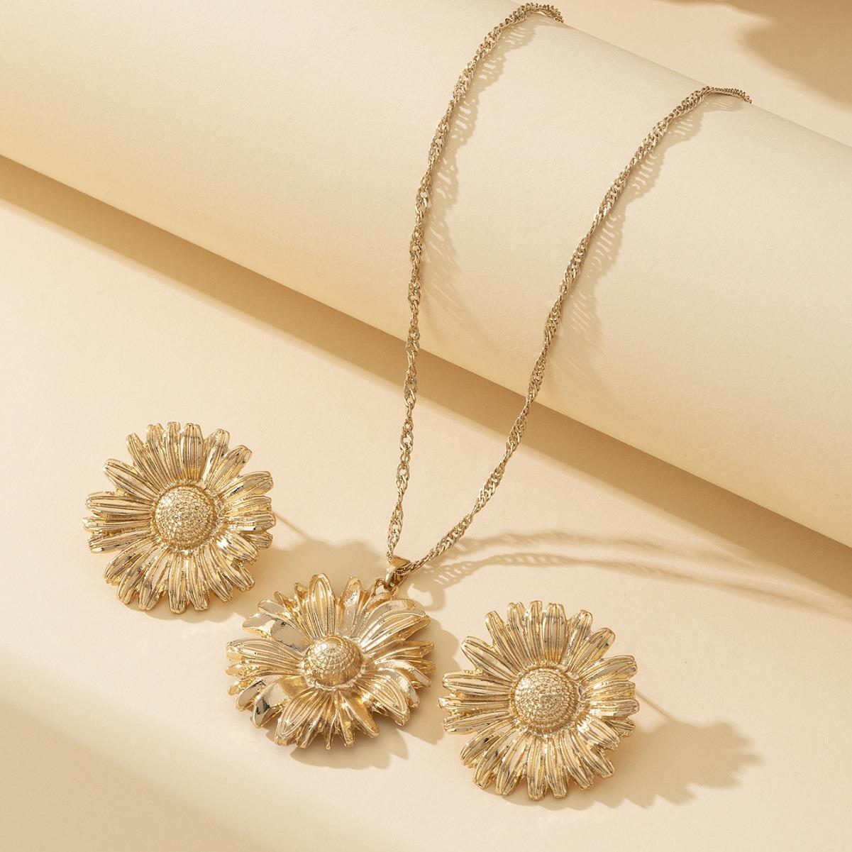 Цветочное Ожерелье Сплав Цветок Подсолнух Двухслойное Гравированное Ожерелье Открытый Подсолнух Ключичная Цепь