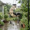 Lanternes de Jardin Lumière Jaune Douce Carillon Éolien Chat Noir Solaire, Lampe Suspendue Alimentée par Solaire, Ornements Imperméables en Résine pour Patio Porche Extérieur