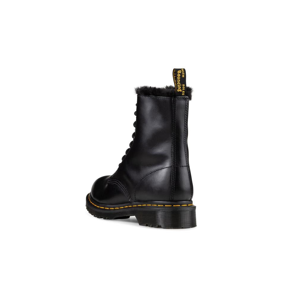 Boots Dr. Martens Black 1460 Serena