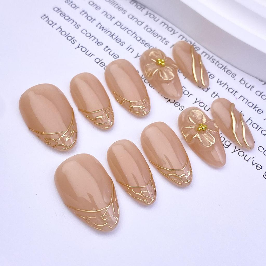 3D Stereo geschnitzte kurze Mandelnägel: Handgefertigt, Tragbar Herbst/Winter Spiegelpuder-Stil