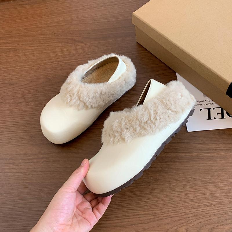 Fashion small fluffy shoes Birkenstock head half slippers wear autumn and winter new plush snow boots slippers