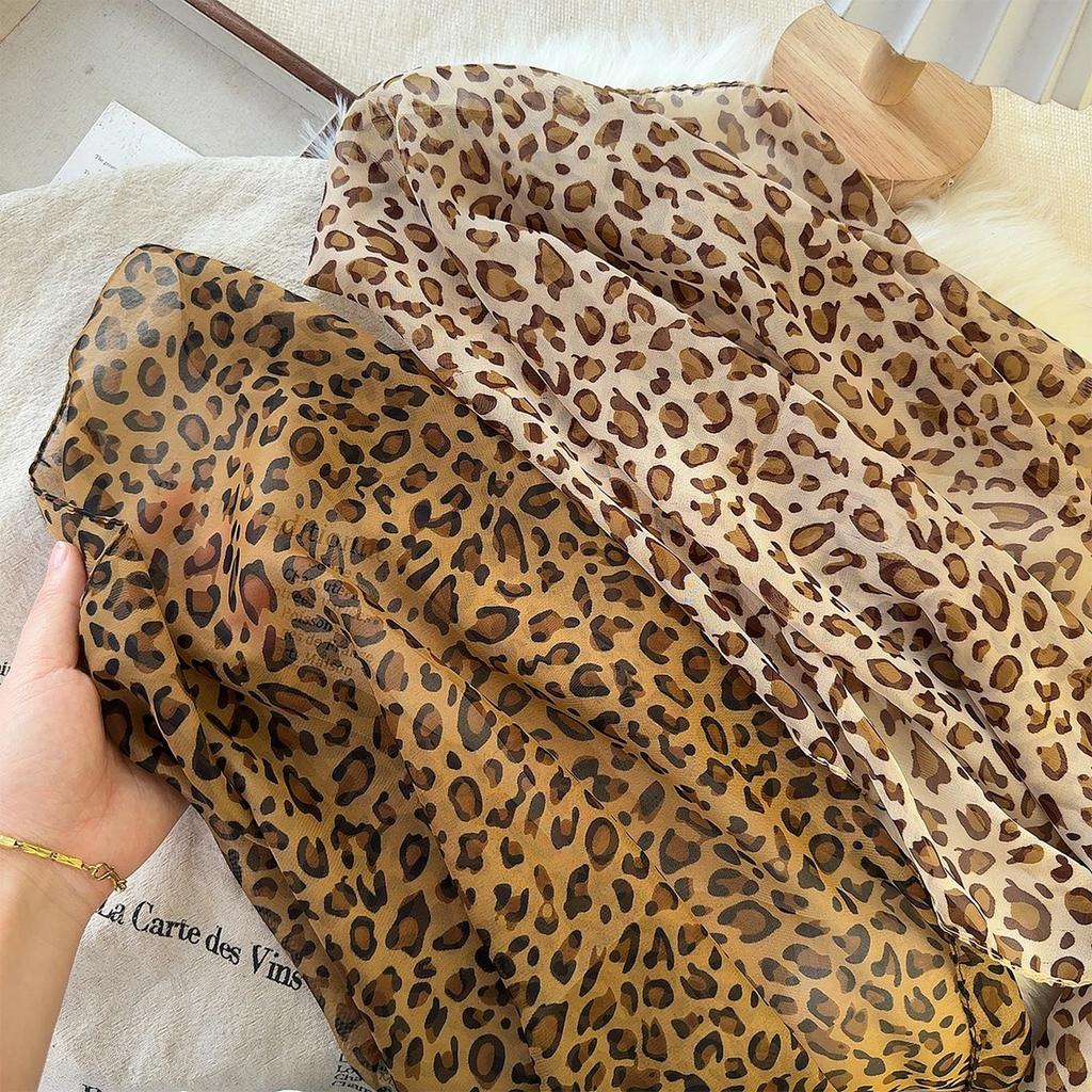 Vintage Leopard Print Headscarf Satin Thin Edge Small Square Scarfs Head Band Women Y2K Spicy Girl Neckerchief Hair Accessories