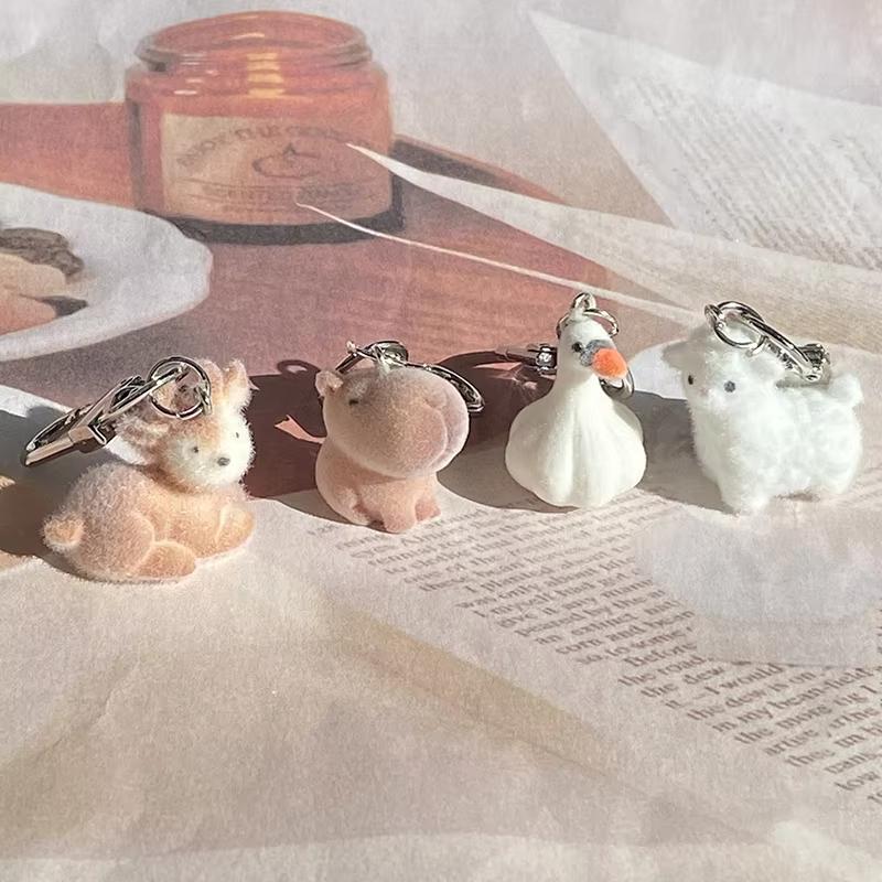 Fluffy Cute Pink Pig Keychains Sheep Capybara Otter Resin Mini 3D Animal Key Ring Holder Bag Charms Car Pendants Gift