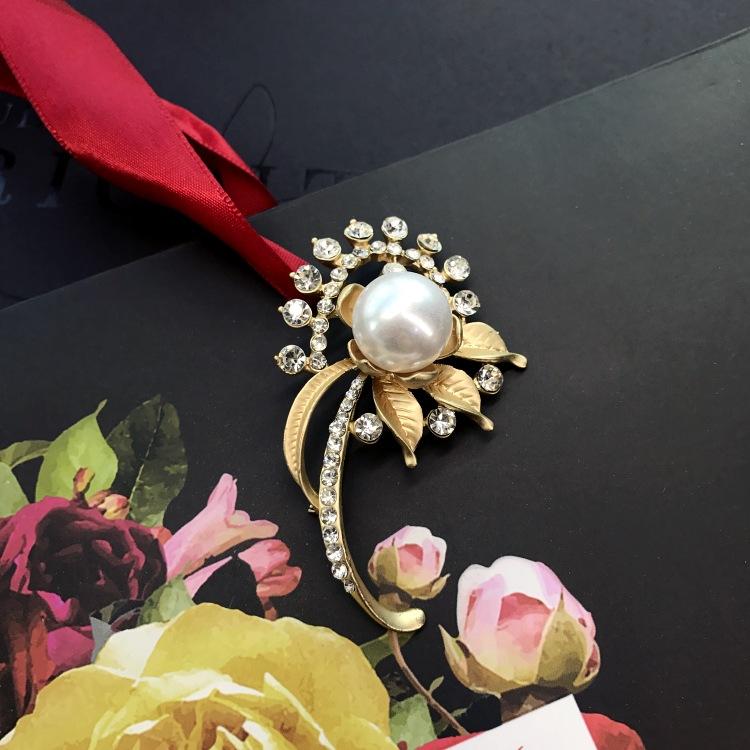 Fashion temperament dumb gold brooch corsage women's suit jacket sweater coat pin crystal high-end accessories