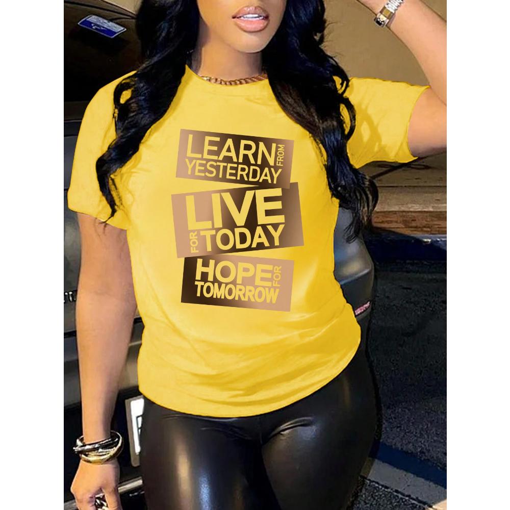 

Футболка с круглым вырезом и коротким рукавом с принтом в виде букв УЧИТЕСЬ У ВЧЕРА, ЖИВИТЕ СЕГОДНЯ, НАДЕЙТЕСЬ НА ЗАВТРА XS