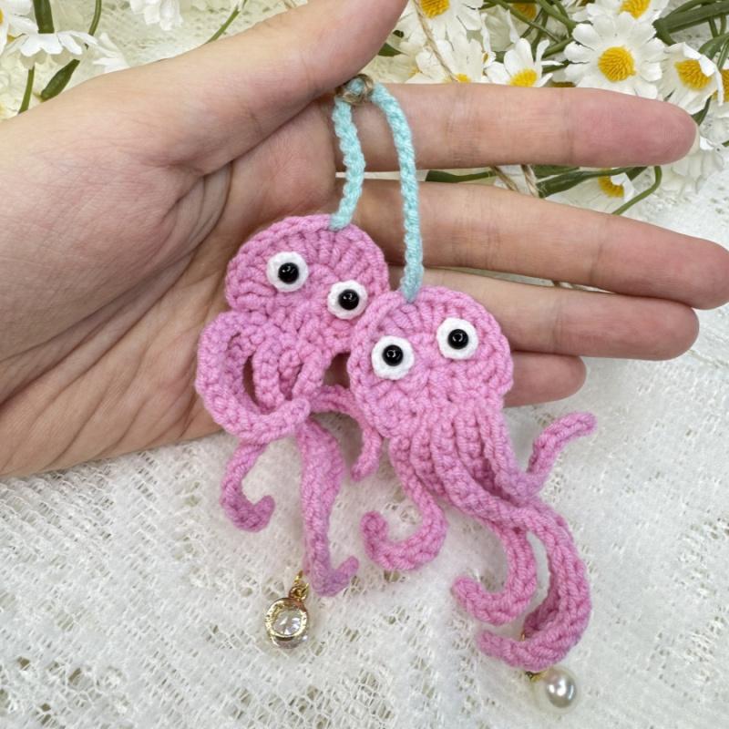 1pcCute Octopus Car Hanging Decoration Handwoven2Pink Octopus Diamond Pearl Pendant Bag Charm Car Rearview Mirror Hanging Decora