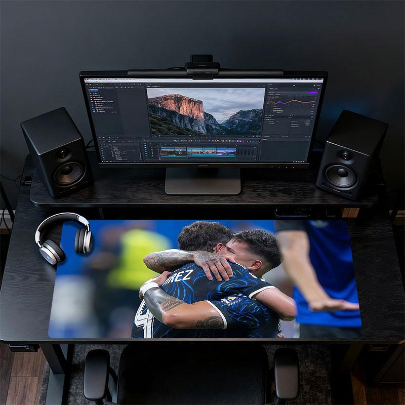 Julian & Enzo Mouse Pad, Large Gaming Desk Mat, Non-slip XXL Mousepad for Laptop & Tablet, Mini PC Playmat with Stitched Edges