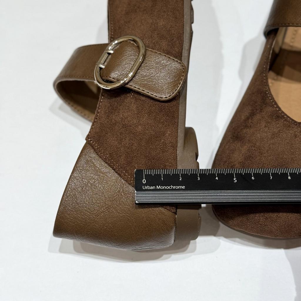 Korean Version of Round Head Suede with Single Shoes Women's 2025 New Autumn Retro Leopard Print Fashionable Mary Jane Small Leather Shoes