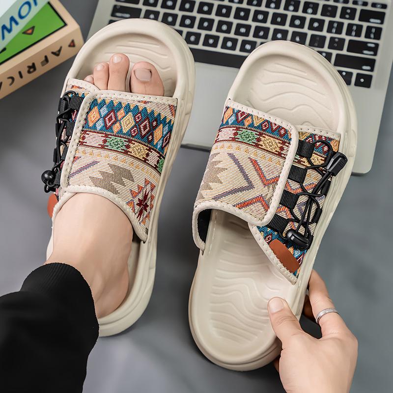 Men's High-quality Casual Slippers Summer New Breathable Outdoor Soft-sole Non-slip Beach Shoes Fashion Youth Joker Tide Sandals