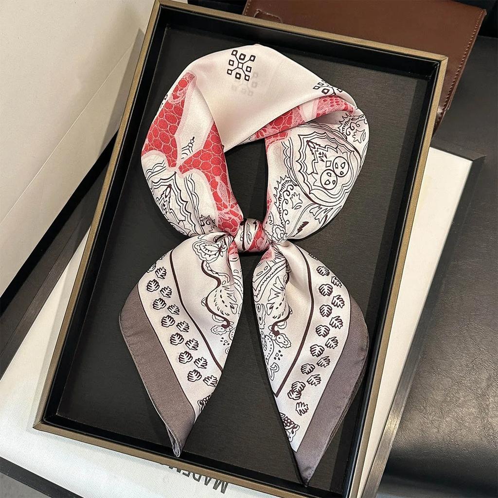 New Paisley Print Silk Scarf For Women Square Hijab Soft Neck Tie Female Fashion Decoration Silk Headscarf 70*70Cm Kerchief