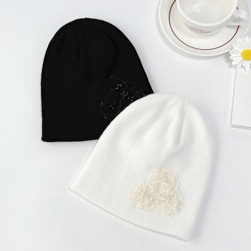 Women s Pearl Flower Middle-Aged Knit Beanie C7358_Black