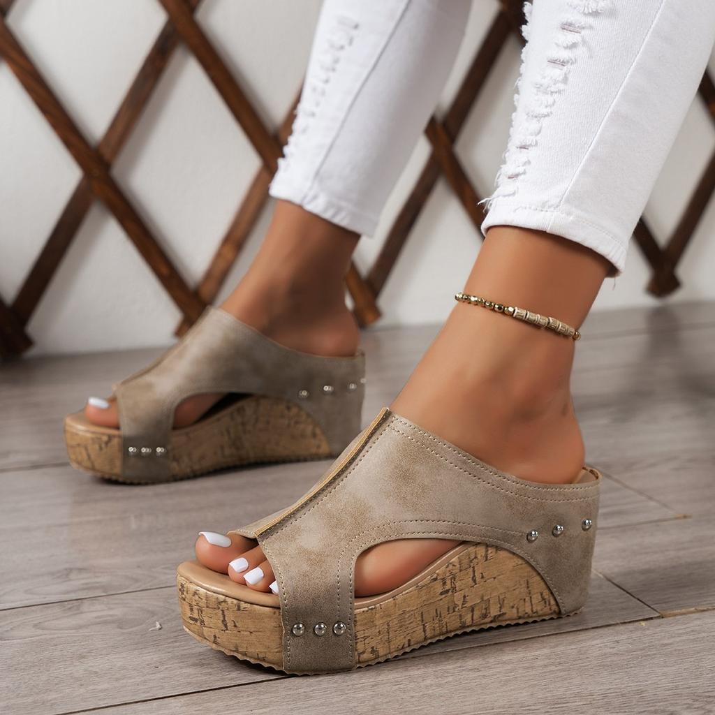 Women Platform Sandals 2025 Summer New Fashion Shoes Designer Outdoor Beach Wedges Sandals Shallow Comfortable Slides Women