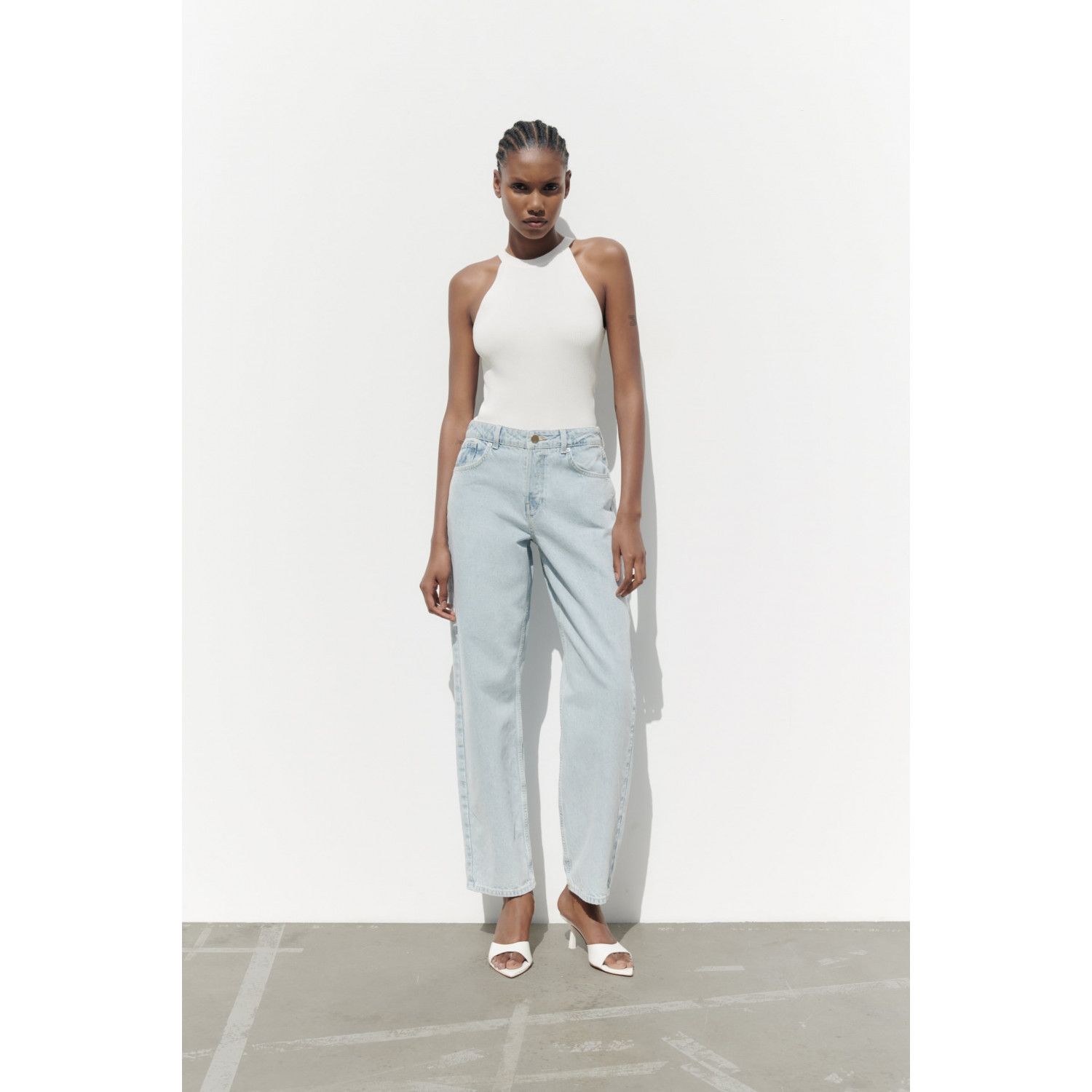 

Z1975 MID-WAIST BARREL-FIT JEANS