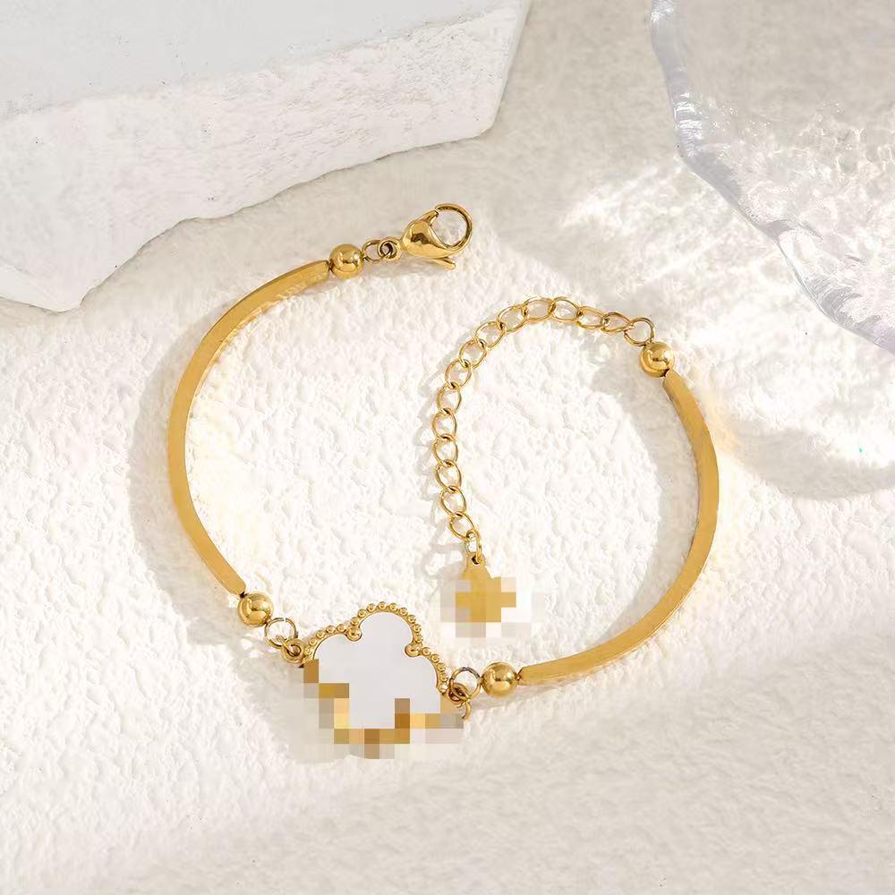 Colorfast Korean-Japanese Titanium Steel Women's Bracelet - Versatile, Fashionable Hand Jewelry.