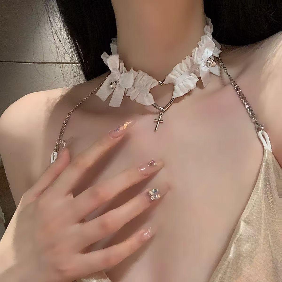 

PU Leather Collar Cross Vintage Leather Necklace One Size чорний