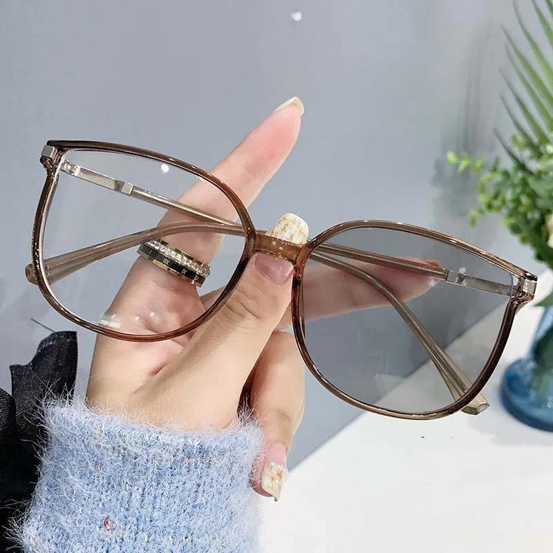 

Large Frame And Colorful Color Changing Eyewear Ladies High-End Short Sight Glasses Fashion Diamond Photochromic Myopia Glasses Anti-blue Light 0