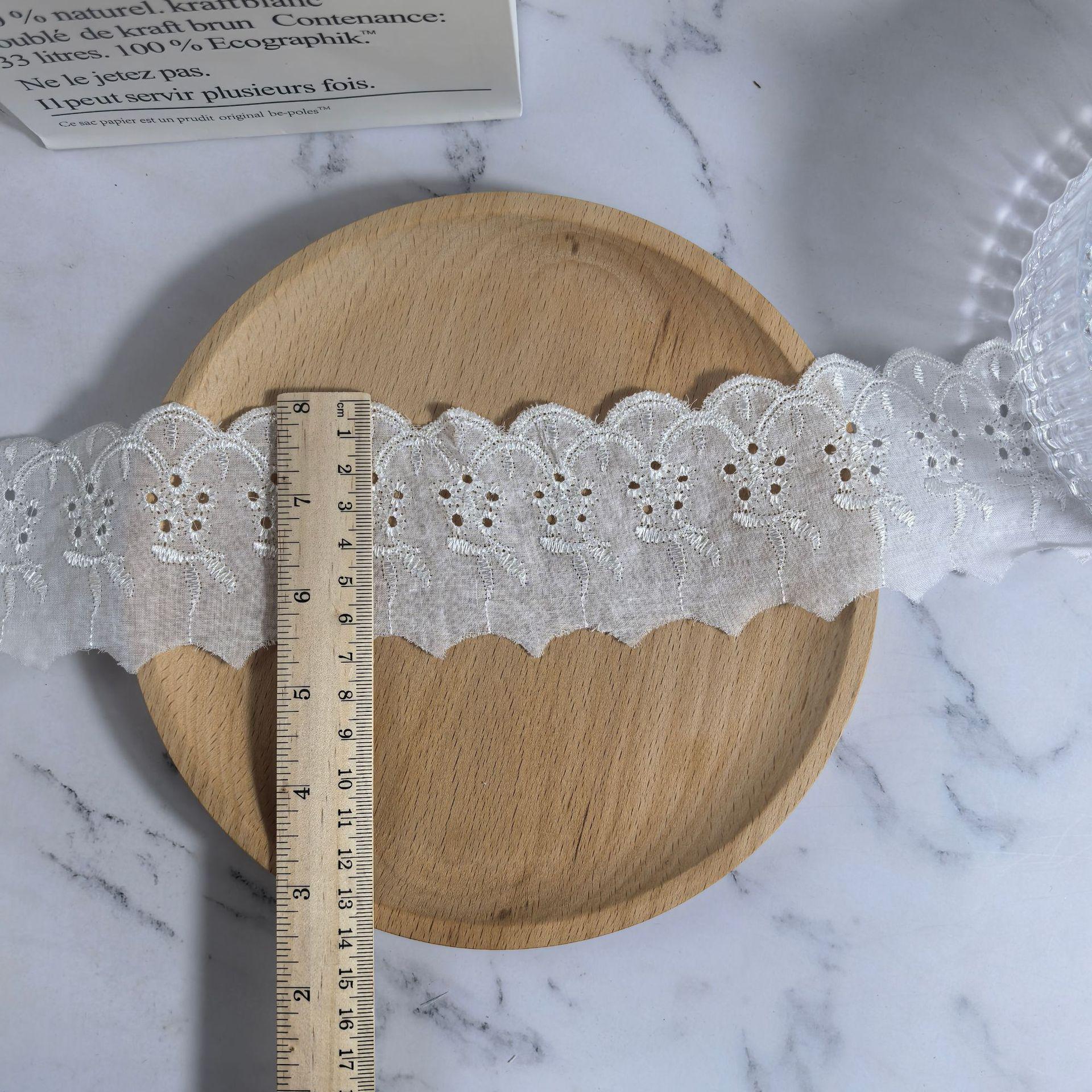 

Легкое кружевное вышитое платье Лолиты из хлопка и полиэстера и свадебные аксессуары