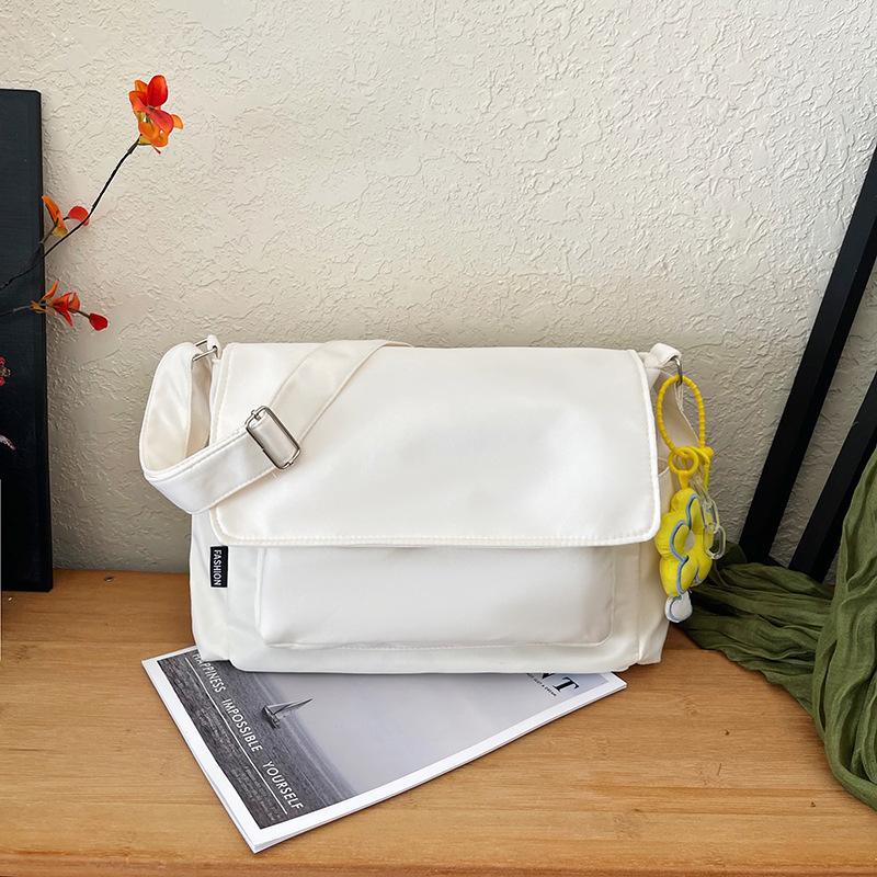 

Commuter and leisure nylon solid color simple large-capacity tote bag summer versatile simple trend shoulder messenger bag no pendant