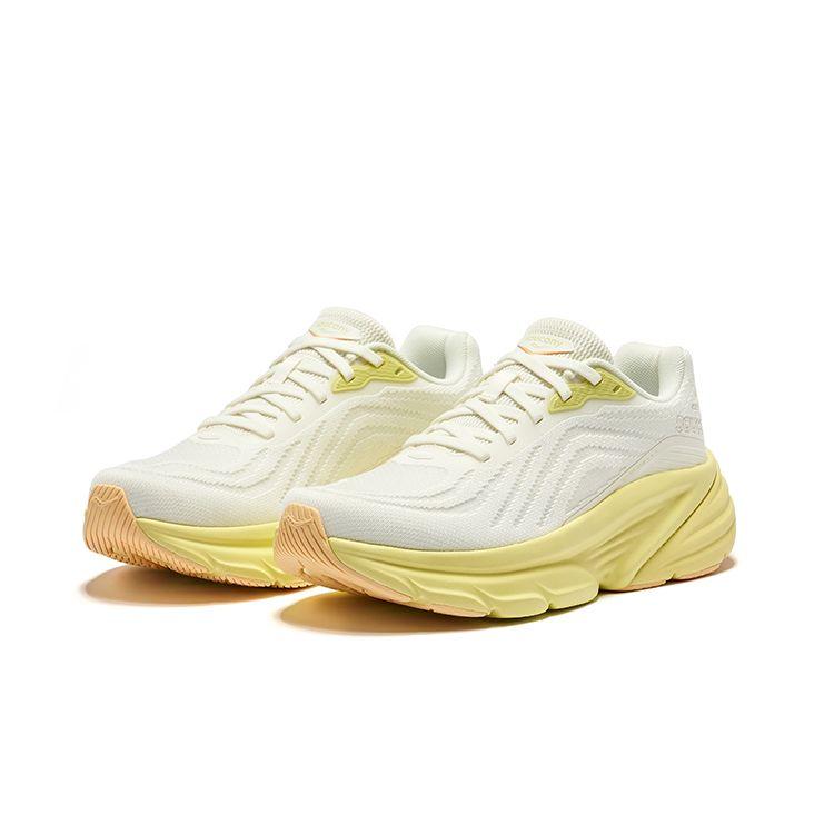 SAUCONY Guard Amr Comfortable Shock Absorbing Durable Low Top Running Shoes Women Running Shoes Beige S18240-4