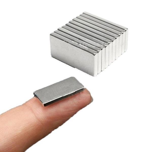 Wollet Jewelry, braccialetto magnetico per combattere l'artrite per