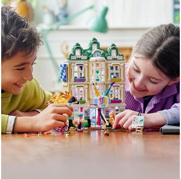 LEGO Friends 41711 Emma's Art School