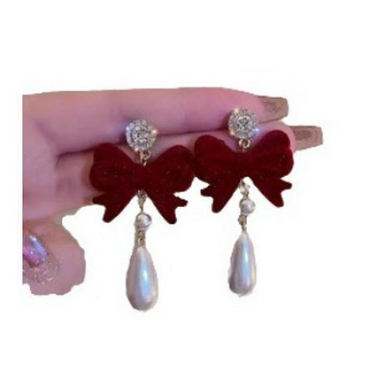 Lange rote Samtohrringe für Damen zum Neujahr 2025 – stilvolle, vielseitige Accessoires für Verlobungen, Hochzeiten und festliche Anlässe.