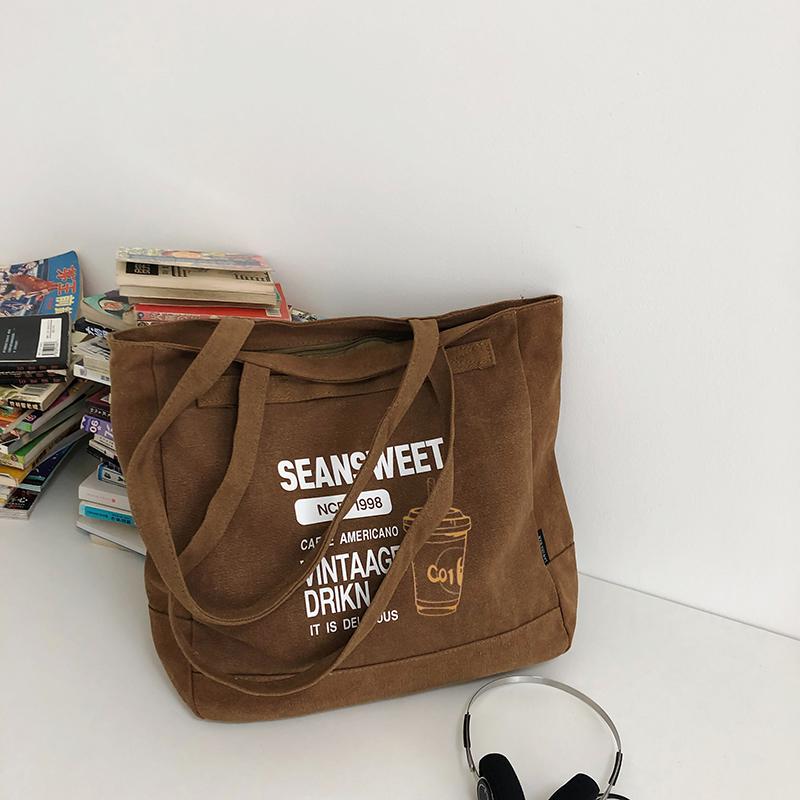 

Женская холщовая сумка с принтом алфавита, сумка через плечо, большая вместимость, для поездок на работу, универсальная, классная сумка-тоут коричневый