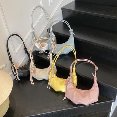 Elegant Small Handbags for Women, New Single-shoulder Underarm Bags, Dumpling Bags, Versatile Niche Crossbody Horn Bags, Fashionable Women's Handbags